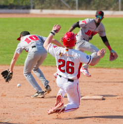 260322 Reds Bulls 0310