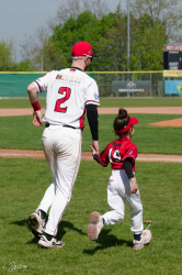 260411 Reds HDH 0040