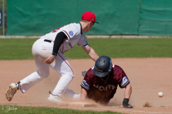 260411 Reds HDH 0460