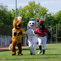 260424 Reds Disciples 1243