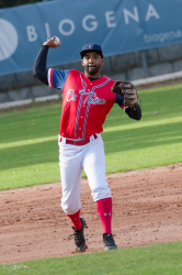 261010 Reds Tainos 0189