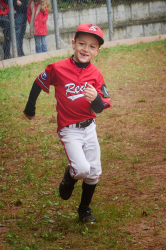 250928 T Ball 0203