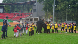 250928 T Ball 0563