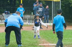 250928 T Ball 0708