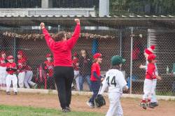 250928 T Ball 0944